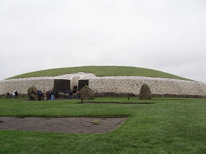 newgrange bru na boinne archaeological park