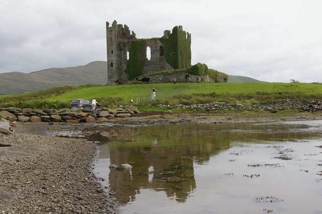 Ballycarbery Castle