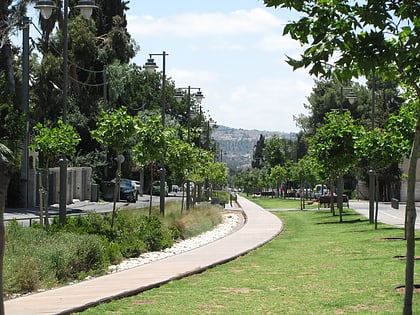 train track park jerusalem