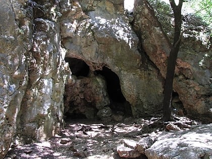 Sarach Cave