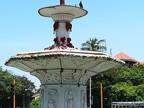 wellington fountain mumbaj