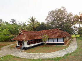 adat shiva temple distrito de thrissur