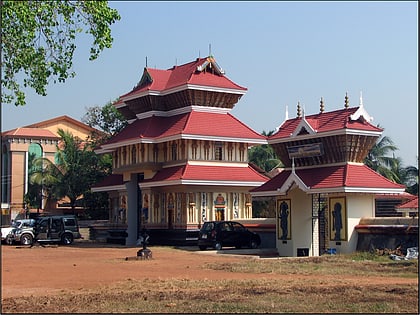 muthuvara mahadeva temple distrito de thrissur