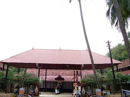 Velloor Perunthatta Siva Temple