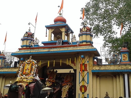 sree rakthakanda swamy temple distrito de pathanamthitta