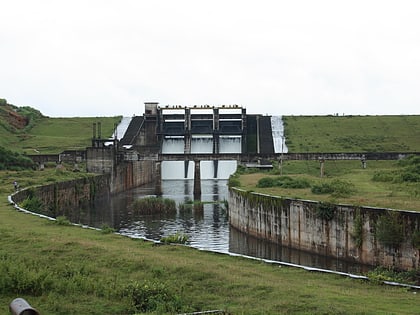 karapuzha dam meppadi