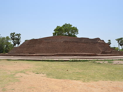 sujata stupa bodhgaya