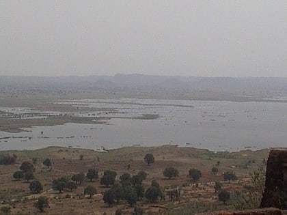 Khindsi Lake