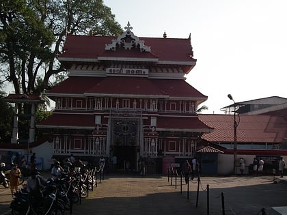 paramekkavu bagavathi temple thrissur