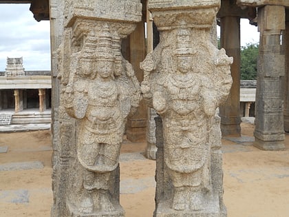 veerabhadra temple lepakshi