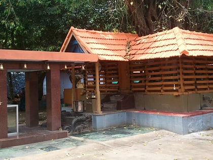 alappancode easwara kala bhoothathan temple marthandam