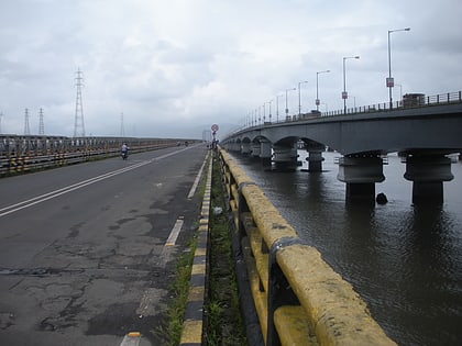 vashi bridge navi mumbai