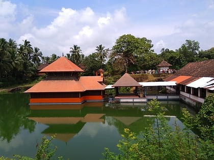 ananthapura lake temple kasaragod