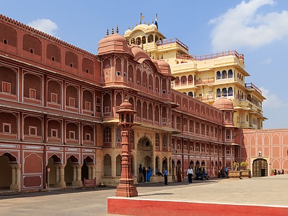 city palace de jaipur