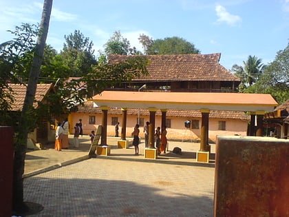 valiyakoikkal temple distrito de pathanamthitta
