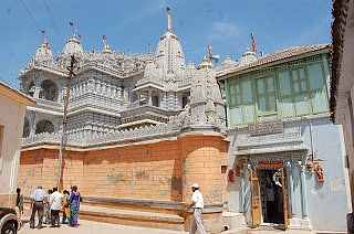 shantinath jain temple