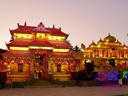 Kanadikavu Shree Vishnumaya Kuttichathan Swamy temple