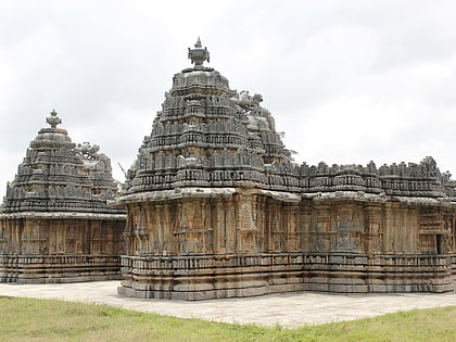 Nageshvara-Chennakeshava Temple complex