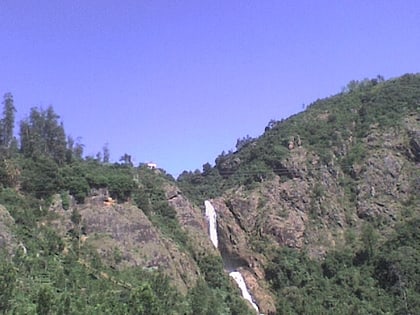 katary falls aruvankadu