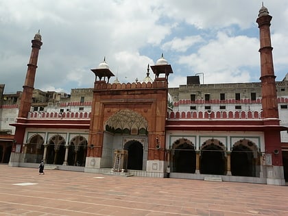 fatehpuri mosque nowe delhi
