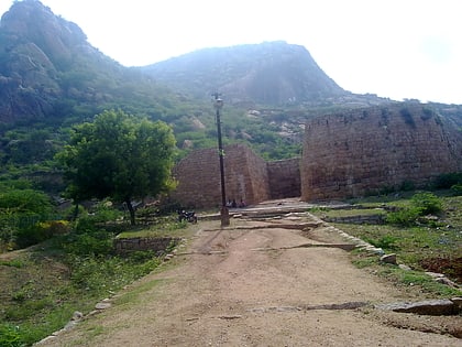 sankagiri fort yercaud