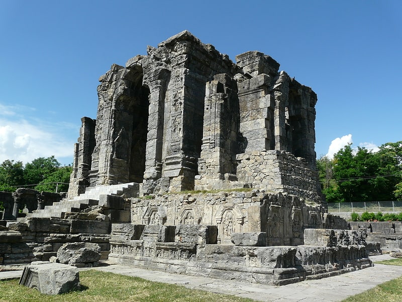 temple de martanda anantnag