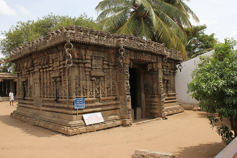 gaurishvara temple yelandur