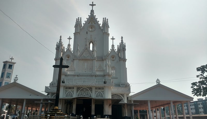 katedra najswietszej marii panny kottayam