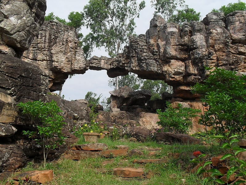 natural arch parque nacional de sri venkateswara