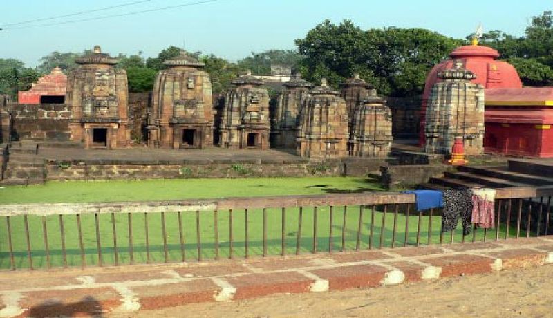 Astasambhu Siva Temples