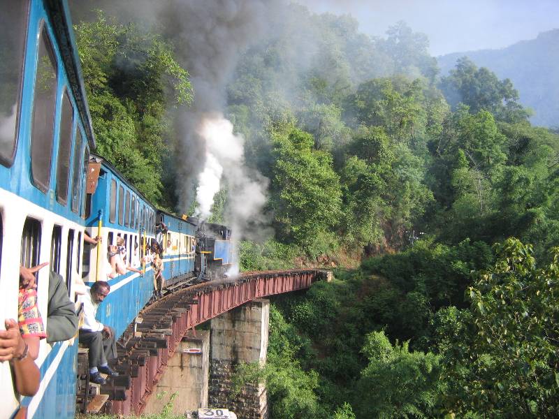 Gebirgseisenbahnen in Indien