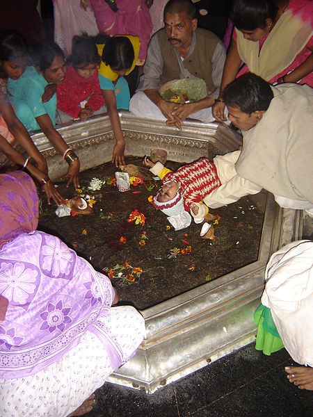 Vishnupad Temple, Gaya