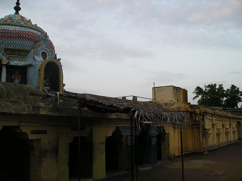 Thenkurangaduthurai Temple