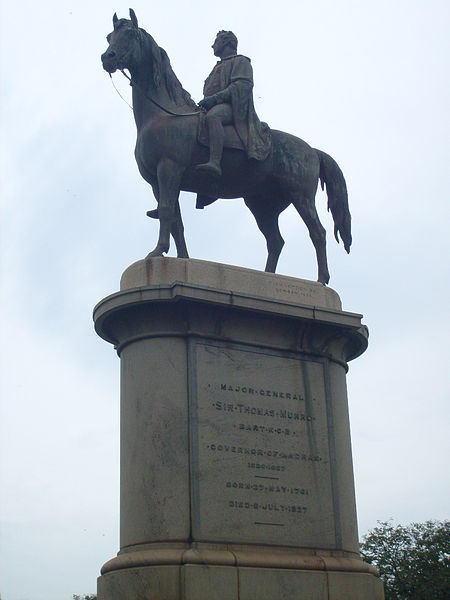 Equestrian statue of Thomas Munro