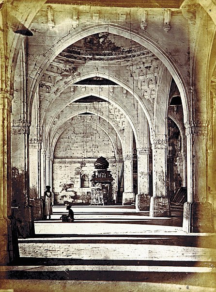 Shah-e-Alam's Roza
