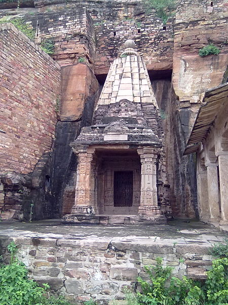 Chaturbhuj Temple