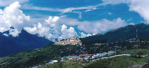 Tawang, Indie