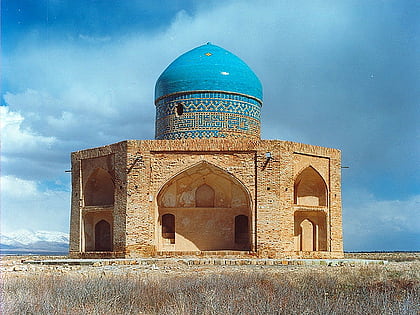 molla hassan kashi mausoleum soltaniye