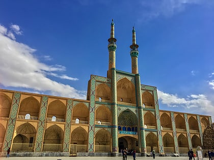 amir chakhmaq mosque jazd