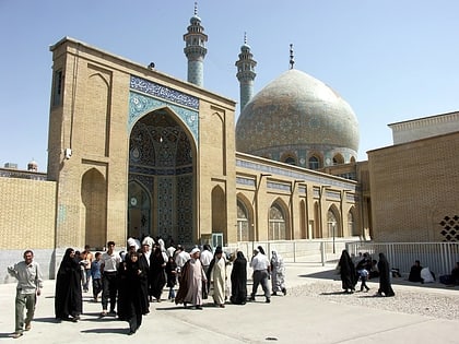 azam mosque of qom