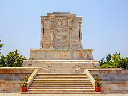 tomb of ferdowsi