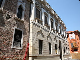 Palazzo Iseppo Porto
