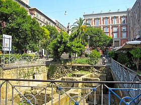 piazza bellini neapol