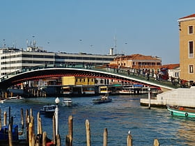 puente de la constitucion venecia