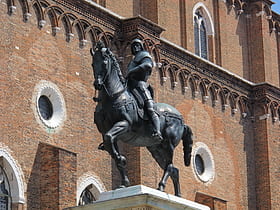equestrian statue of bartolomeo colleoni venedig