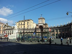 piazza dante neapol