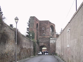 Porta Caelimontana and Porta Querquetulana