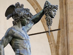 perseus with the head of medusa florence