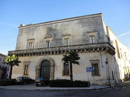 palazzo barrile spinelli trepuzzi