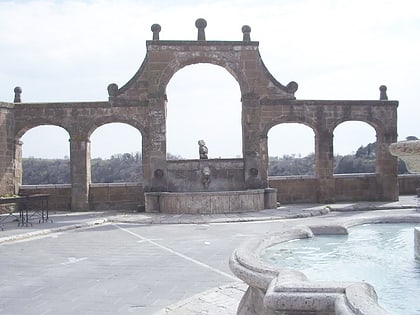 Fontana delle Sette cannelle